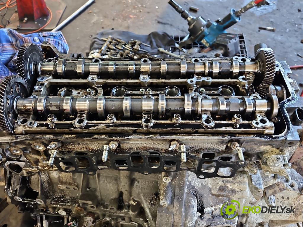Honda CR-V II 2001-2006 2.2 CTDi: N22A2 140 HP manual 103 kW 2204 cm3 5- Hlava: motora N22A2