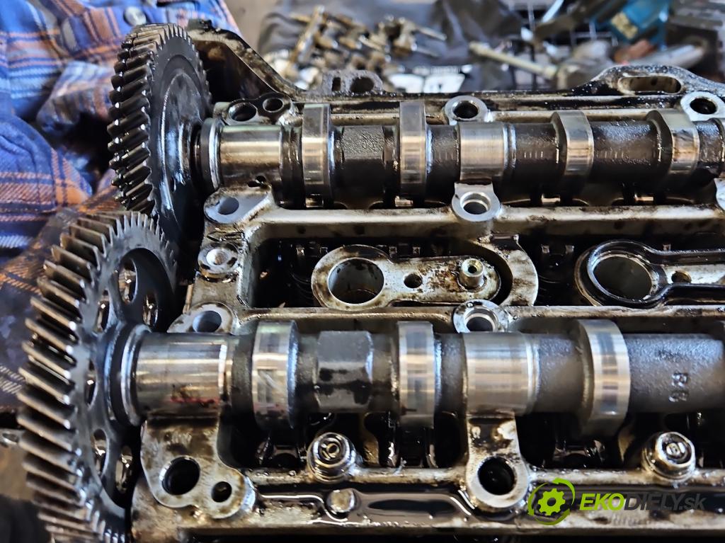 Honda CR-V II 2001-2006 2.2 CTDi: N22A2 140 HP manual 103 kW 2204 cm3 5- Hlava: motora N22A2