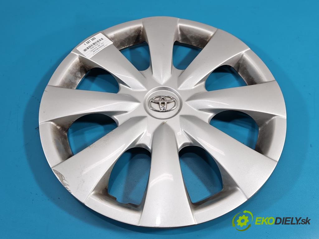 Toyota Auris I 2006-2013 1.3 16V 99 HP manual 73 kW 1329 cm3 5- puklice komplet 42602-02370