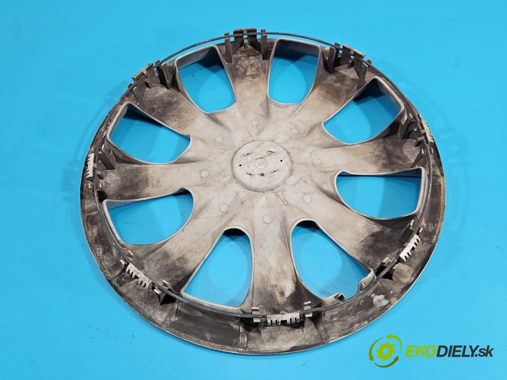 Toyota Auris I 2006-2013 1.3 16V 99 HP manual 73 kW 1329 cm3 5- puklice komplet 42602-02370