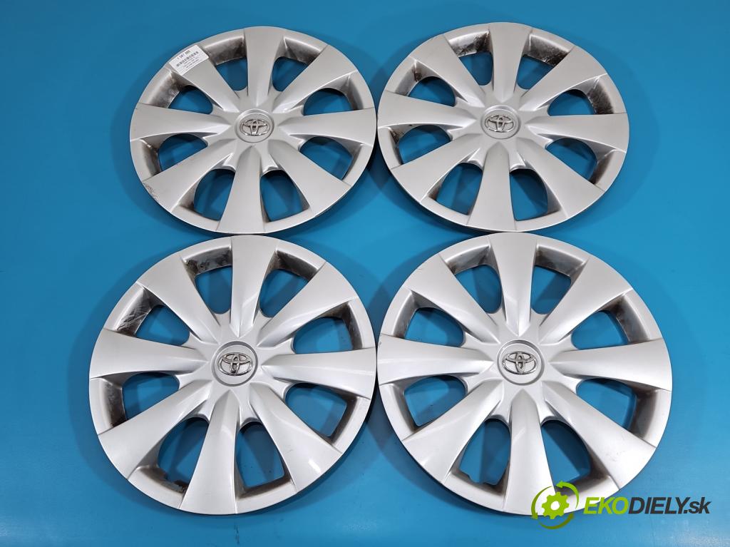 Toyota Auris I 2006-2013 1.3 16V 99 HP manual 73 kW 1329 cm3 5- puklice komplet 42602-02370