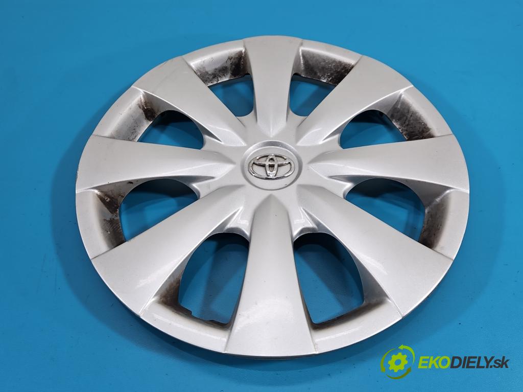 Toyota Auris I 2006-2013 1.3 16V 99 HP manual 73 kW 1329 cm3 5- puklice komplet 42602-02370
