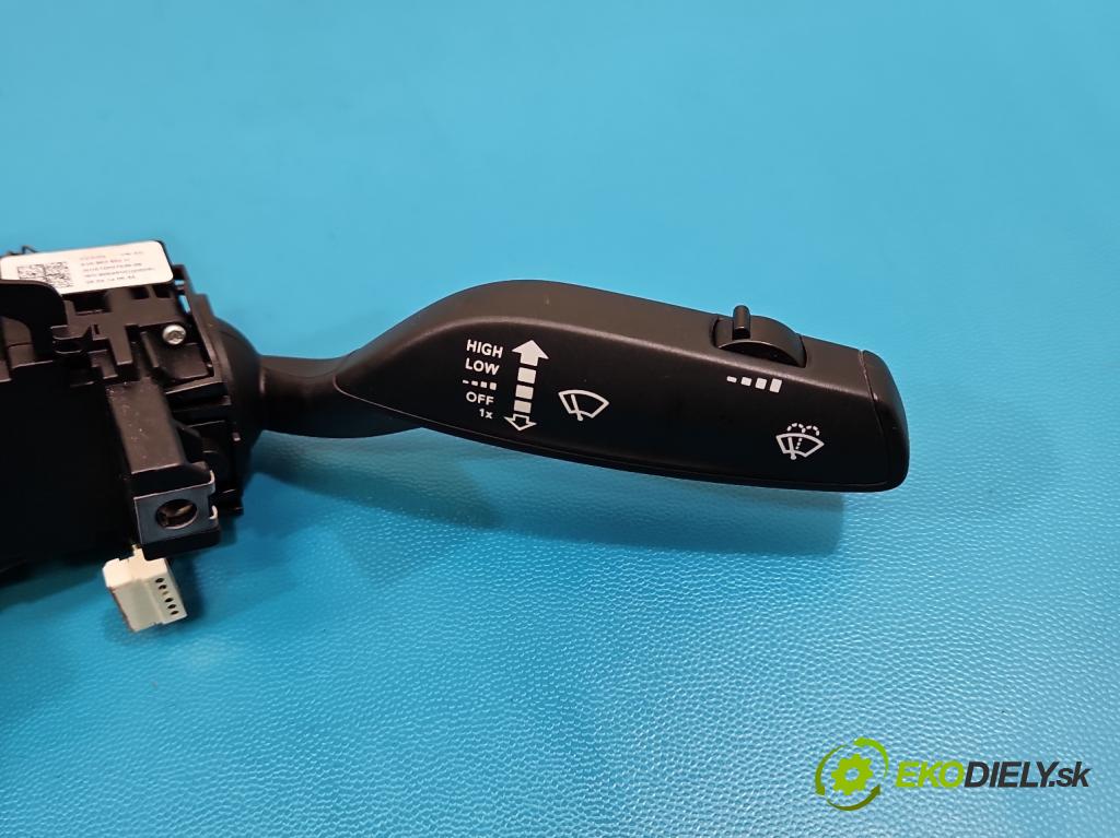 Audi A3 8V 2013-2020 1.8 TFSI 179KM automatic 132 kW 1798 cm3 4- prepínač komplex: 8V0953521CB (Prepínacie páčky pod volantom)