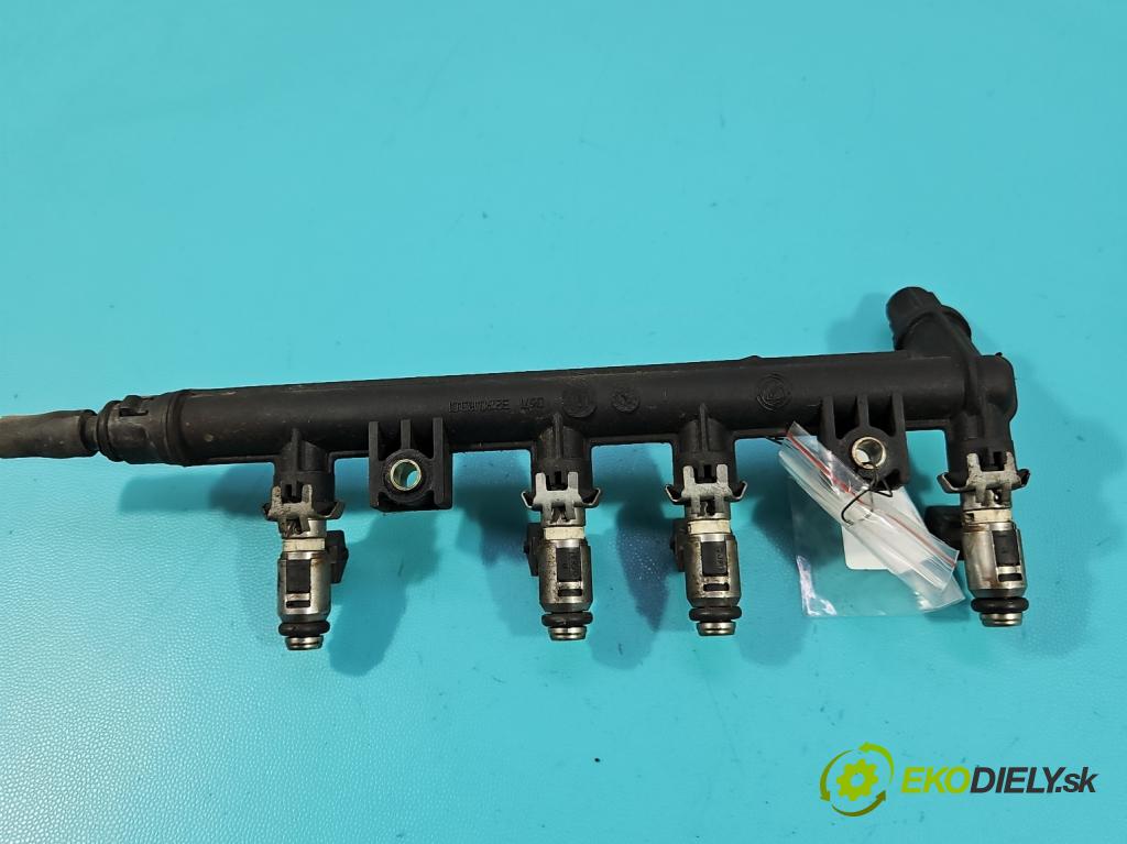 Fiat Panda II 2003-2012 1.2 8V 60 HP manual 44 kW 1242 cm3 5- vstrek IWP095 (Vstrekovač paliva)