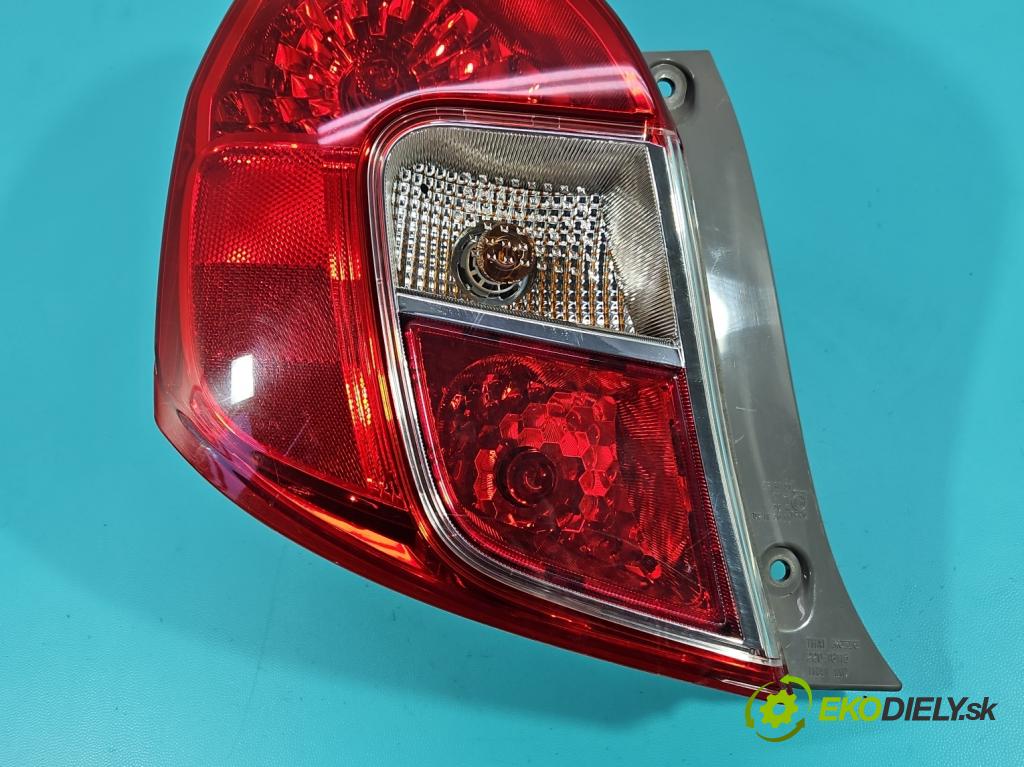 Suzuki Celerio 1.0 12V 68 HP manual 50 kW 998 cm3 5- svetlo / reflektor zadné ľavé blatník