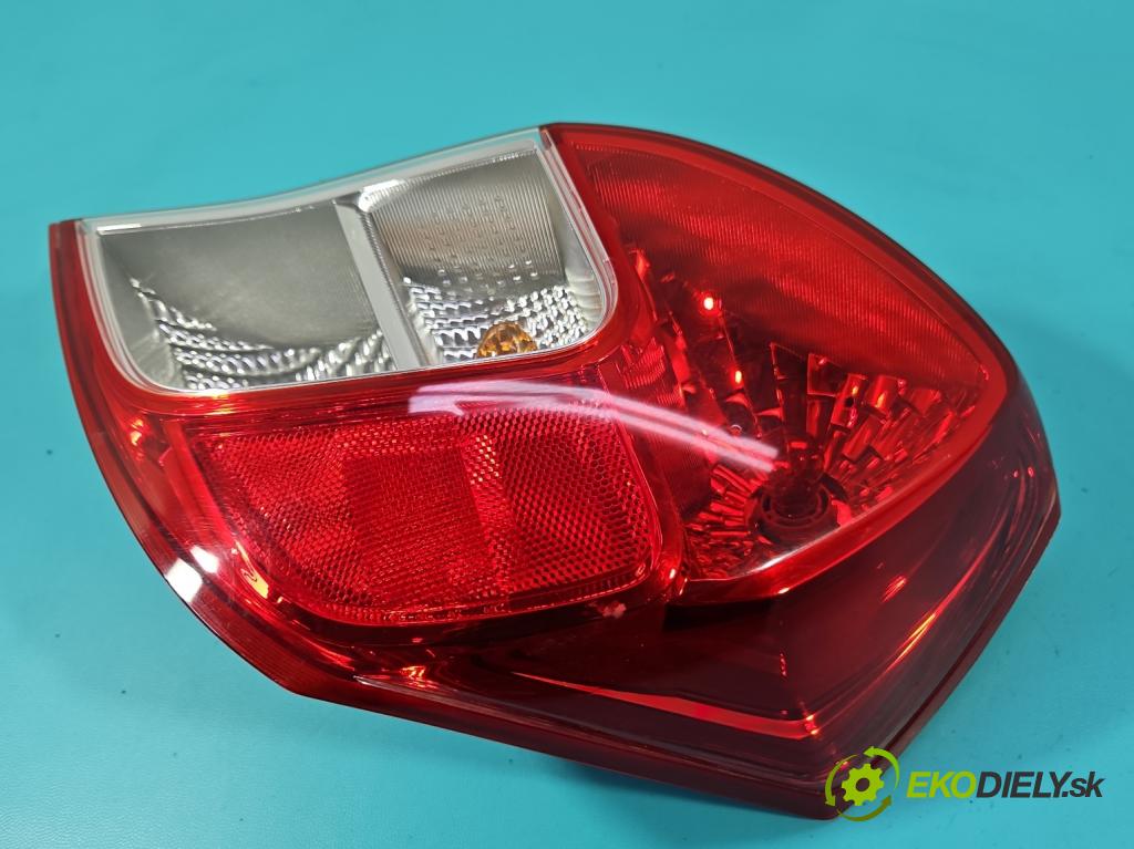 Suzuki Celerio 1.0 12V 68 HP manual 50 kW 998 cm3 5- svetlo / reflektor zadné pravé 220-18115 (Kľučka dverí ostatné)
