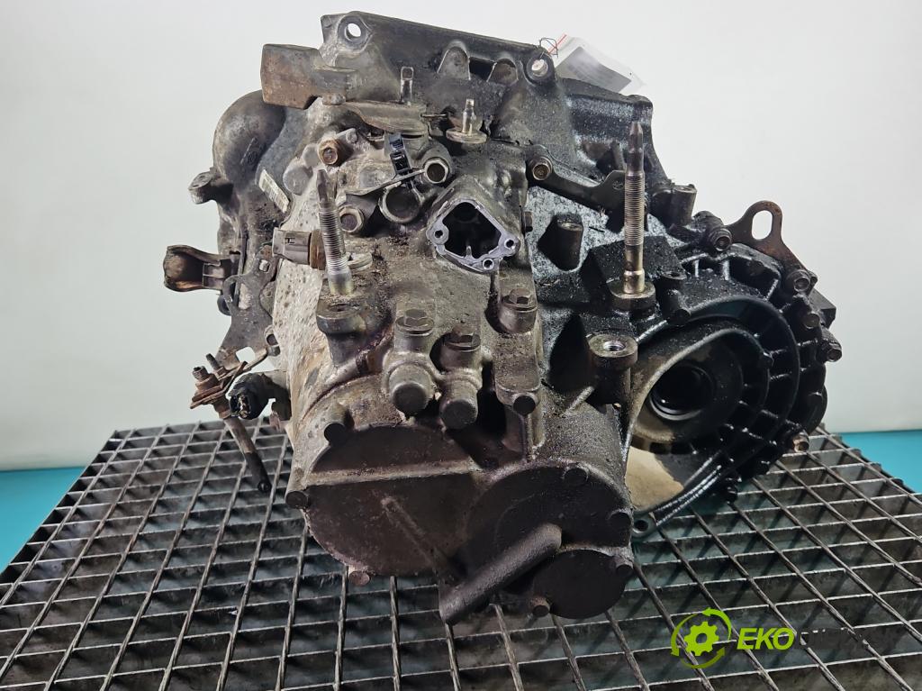 Honda CR-V II 2001-2006 2.2 CTDi: N22A2 140 hp manual 103 kW 2204 cm3 5- převodovka stupňová manual MBE9-1001506