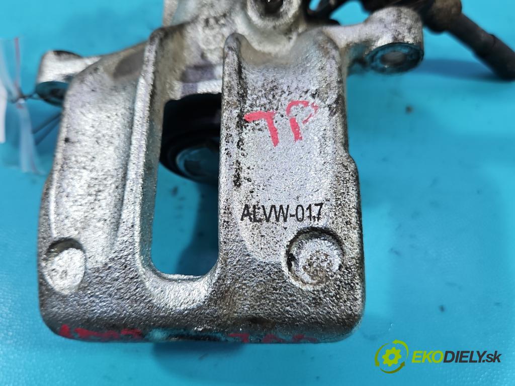 Audi A4 B5 1994-2001 1.8 20V 125 HP manual 92 kW 1781 cm3 4- brzdič zadné pravý  (Kľučka dverí ostatné)