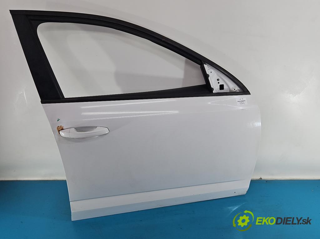 Skoda Octavia III 2013- 2.0 tdi 150 hp manual 110 kW 1968 cm3 5- dveře přední pravé  (Klika dveří ostatní)