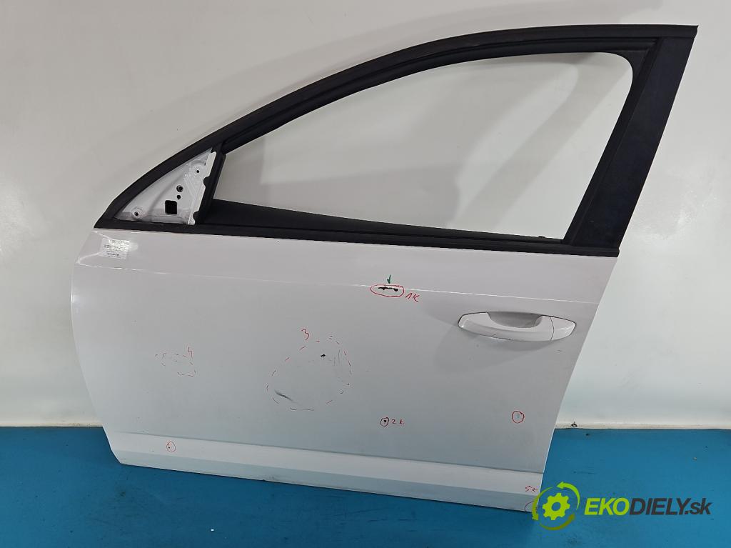 Skoda Octavia III 2013- 2.0 tdi 150 HP manual 110 kW 1968 cm3 5- dvere predné ľavé  (Kľučka dverí ostatné)