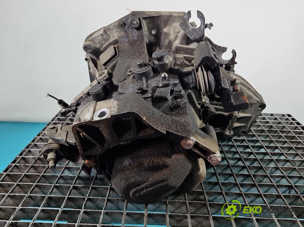 Fiat Panda II 2003-2012 1.2 8V 60 HP manual 44 kW 1242 cm3 5- prevodovka stupeň,rýchlosť manual
