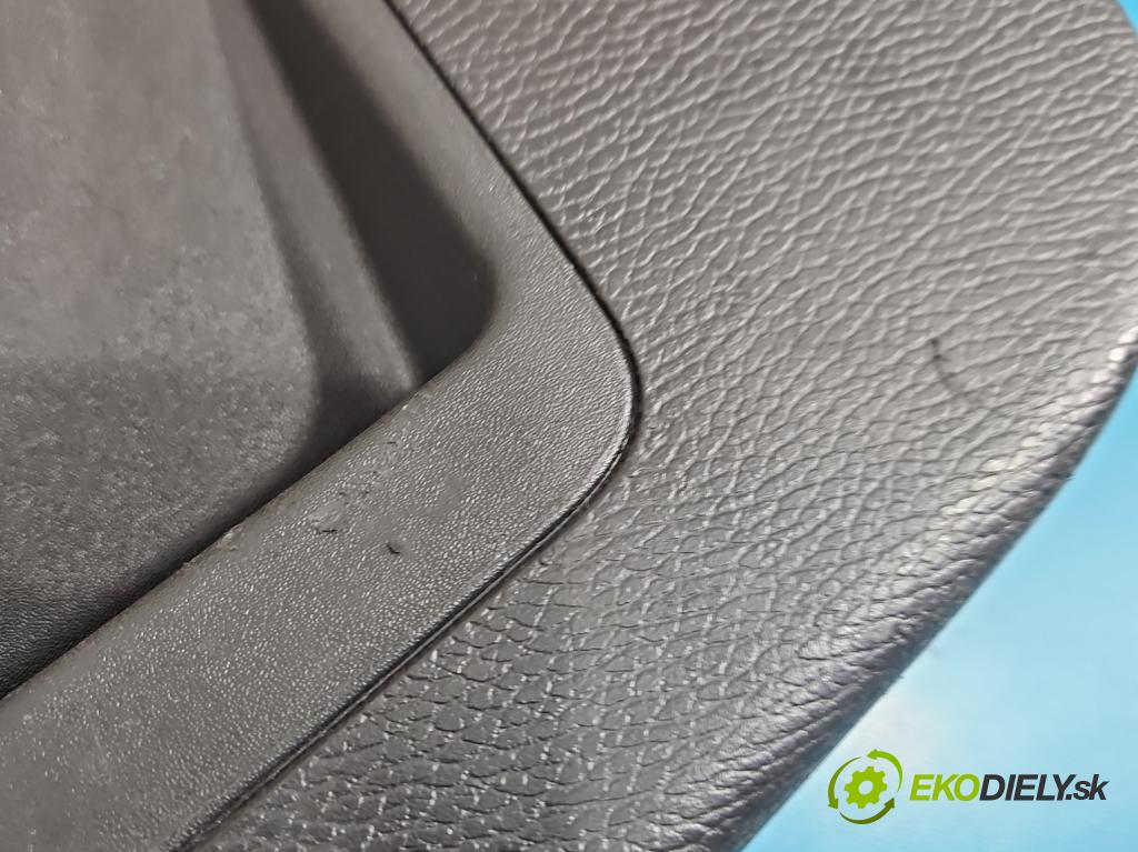 Vw Passat B7 2010-2014 2.0 tdi 140 HP automatic 103 kW 1968 cm3 5- Čalounictví: kufrové dvere