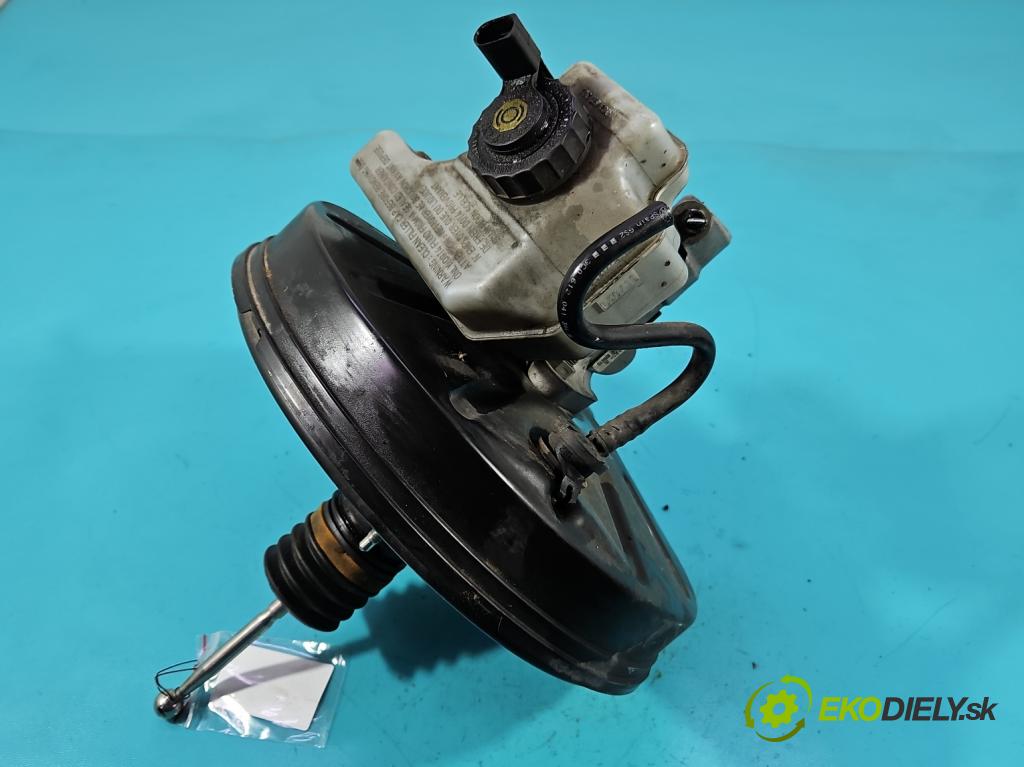 Vw Passat B7 2010-2014 2.0 tdi 140 hp automatic 103 kW 1968 cm3 5- servo posilovač 3C1614105AP