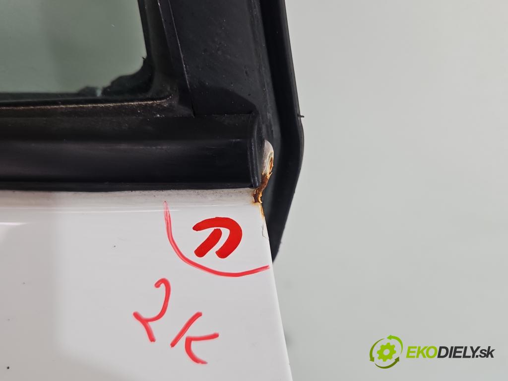 Toyota Corolla E21 2019- 1.8 16V 98 HP automatic 72 kW 1798 cm3 4- dvere predné pravé  (Kľučka dverí ostatné)