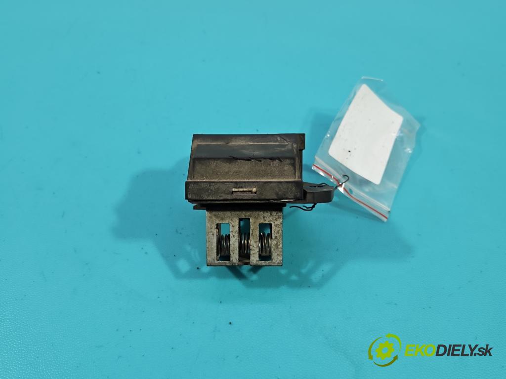 Citroen C3 III 2016-2024 1.2 12V 82 hp manual 60 kW 1199 cm3 5- rezistor 98372A