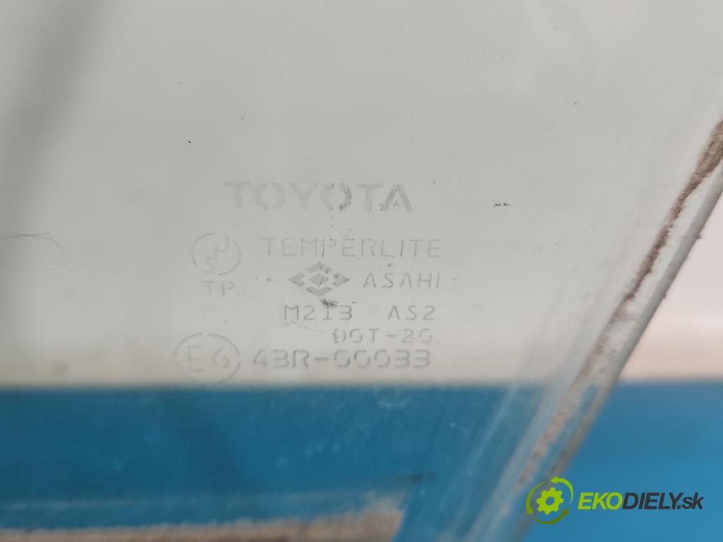 Toyota Corolla E11 1997-2002 1.4 16V 86 hp manual 63 kW 1332 cm3 3- sklo dveře přední levé