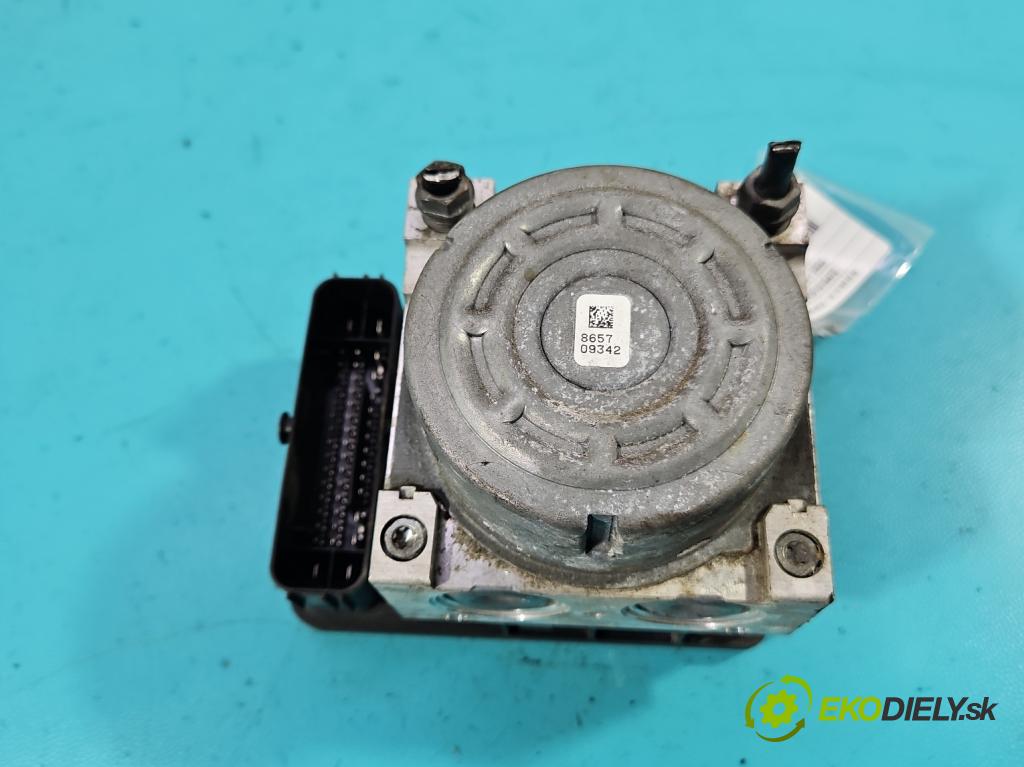 Audi A3 8V 2013-2020 1.8 TFSI 179KM automatic 132 kW 1798 cm3 4- čerpadlo abs 5Q0907379AA (Pumpa ABS)