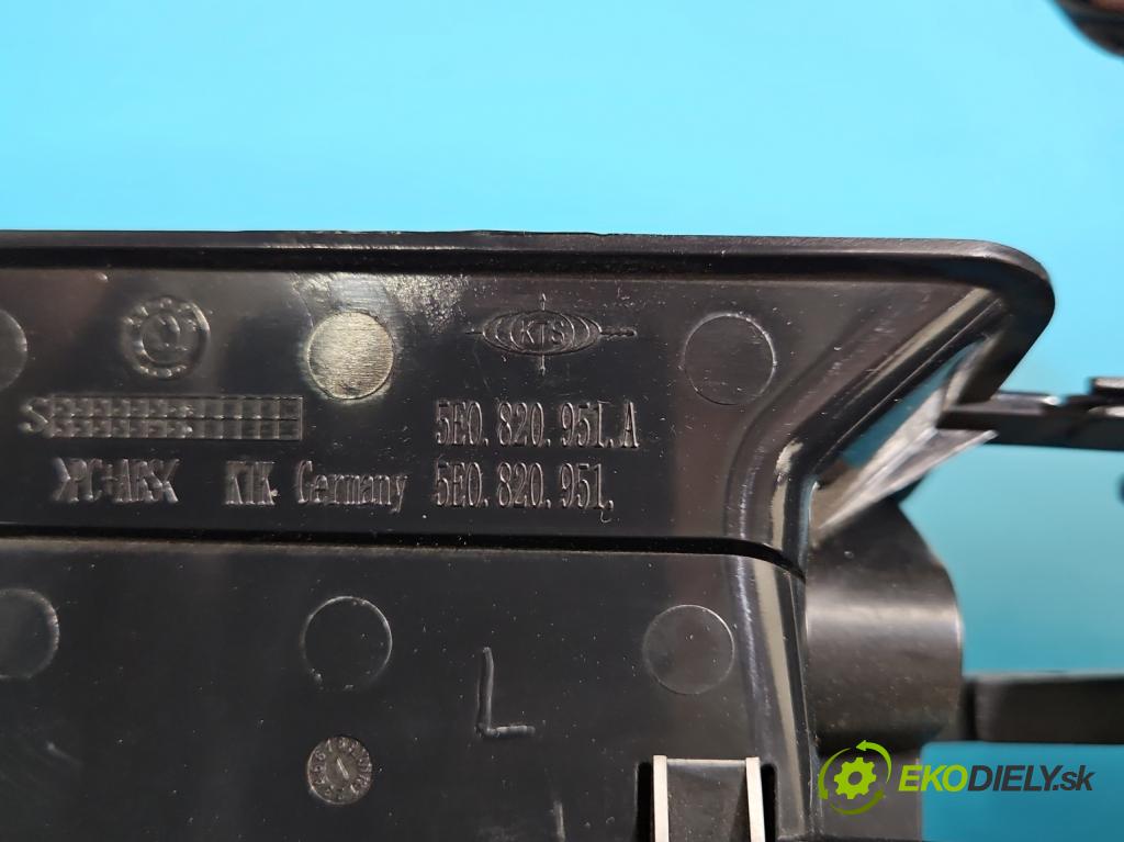 Skoda Octavia III 2013- 2.0 tdi 150 HP manual 110 kW 1968 cm3 5- Mřížka: kúrenia stredová 5E0820951A (Mriežka kúrenia (fukár))