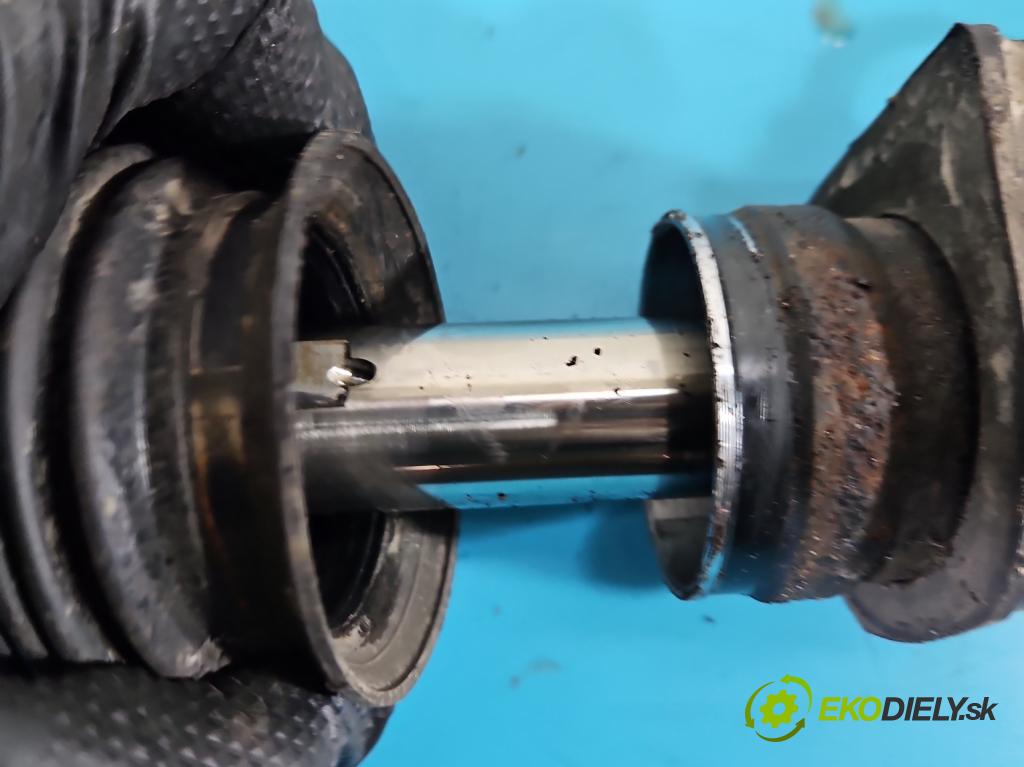 Toyota Corolla E11 1997-2002 1.4 16V 86 HP manual 63 kW 1332 cm3 3- Ozubené kolo: volant