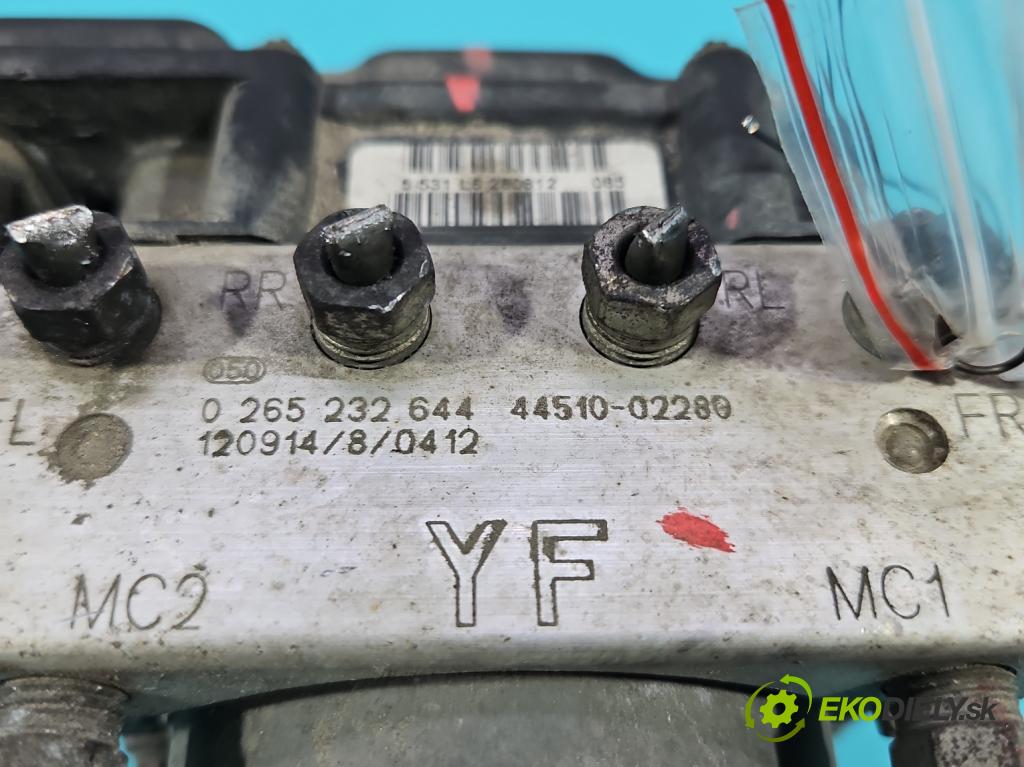 Toyota Auris I 2006-2013 1.3 16V 99 HP manual 73 kW 1329 cm3 5- čerpadlo abs 0265800986 (Pumpa ABS)