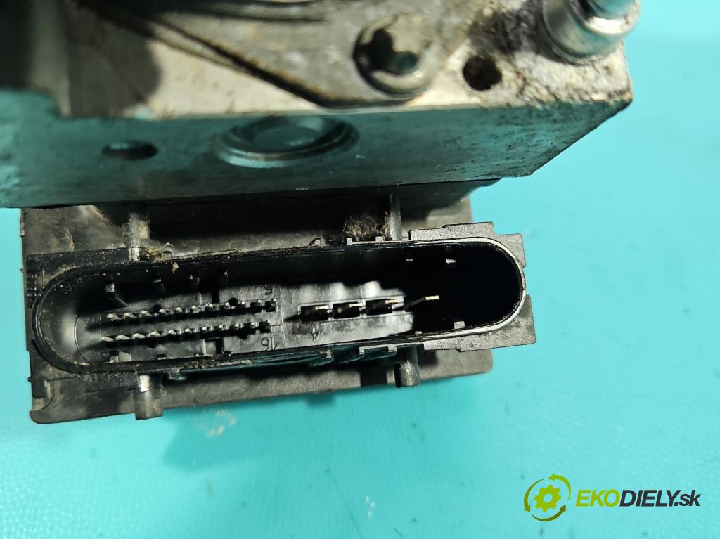 Toyota Auris I 2006-2013 1.3 16V 99 HP manual 73 kW 1329 cm3 5- čerpadlo abs 0265800986 (Pumpa ABS)