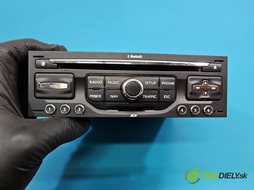 Citroen C5 II 2008-2017 2.0 hdi 140 hp manual 103 kW 1997 cm3 5- Radio továrna: 96751717ZD