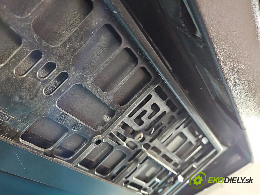 Ford Focus Mk2 2004-2011 1.4 16V 80 hp manual 59 kW 1388 cm3 5- zadní kufrové dveře  (Zadní kapota (kufr))