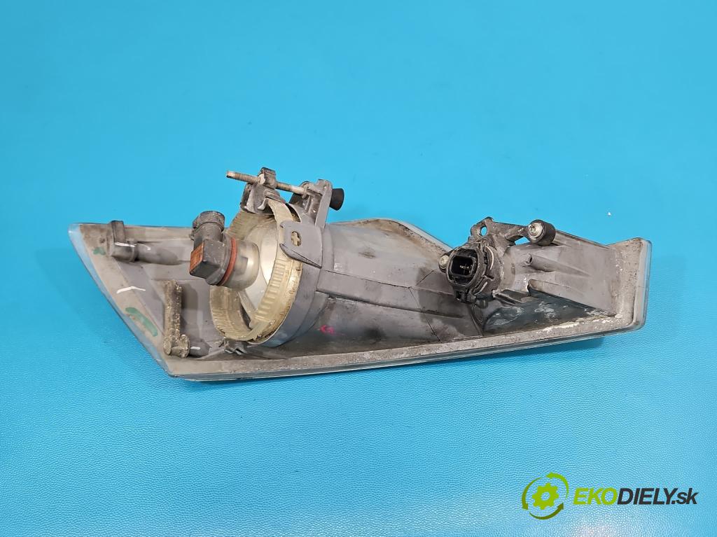 Citroen C5 II 2008-2017 2.0 hdi 140 HP manual 103 kW 1997 cm3 5- Halogen pravý 271564-00 (Kľučka dverí ostatné)