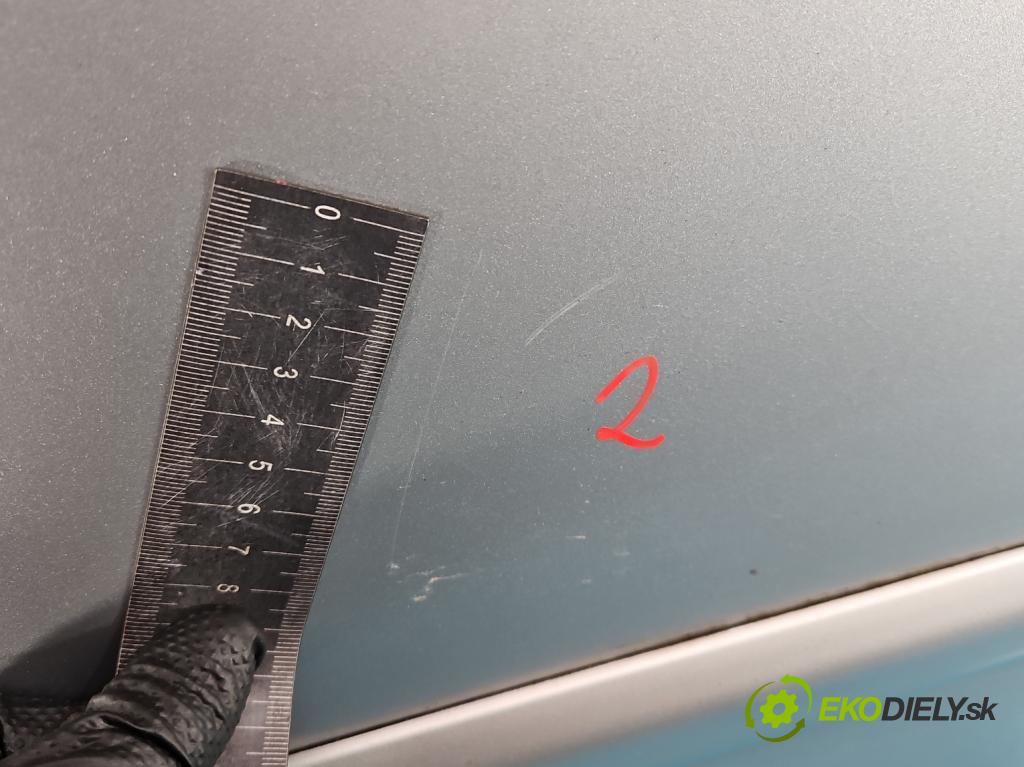 Toyota Corolla E12 2001-2009 2.0 D4D 116 HP manual 85 kW 1995 cm3 5- dvere predné pravé  (Kľučka dverí ostatné)