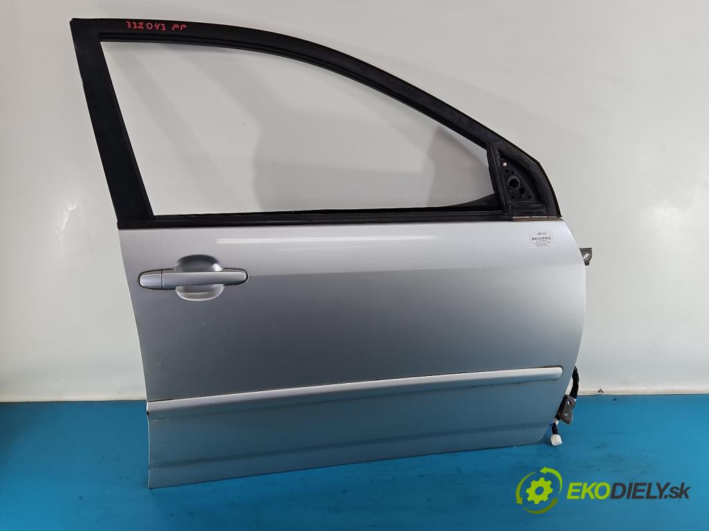 Toyota Corolla E12 2001-2009 2.0 D4D 116 HP manual 85 kW 1995 cm3 5- dvere predné pravé  (Kľučka dverí ostatné)