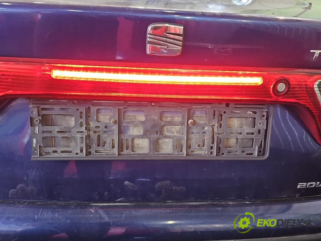 Seat Toledo II 1998-2004 1.8 20V 125 HP manual 92 kW 1781 cm3 4- zaslepka: zadné 1M5945225
