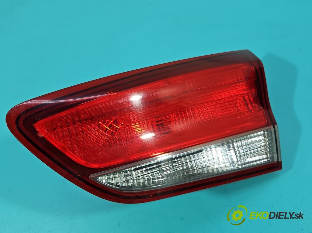 Hyundai I30 III 2016- 1.4 16V 100 HP manual 73.3 kW 1368 cm3 5- svetlo / reflektor zadné pravé 92404-G30 (Kľučka dverí ostatné)