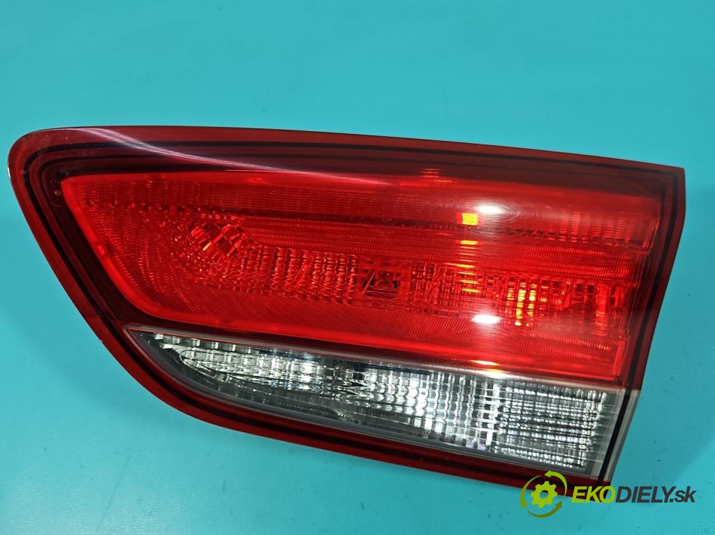 Hyundai I30 III 2016- 1.4 16V 100 HP manual 73.3 kW 1368 cm3 5- svetlo / reflektor zadné pravé 92404-G30 (Kľučka dverí ostatné)
