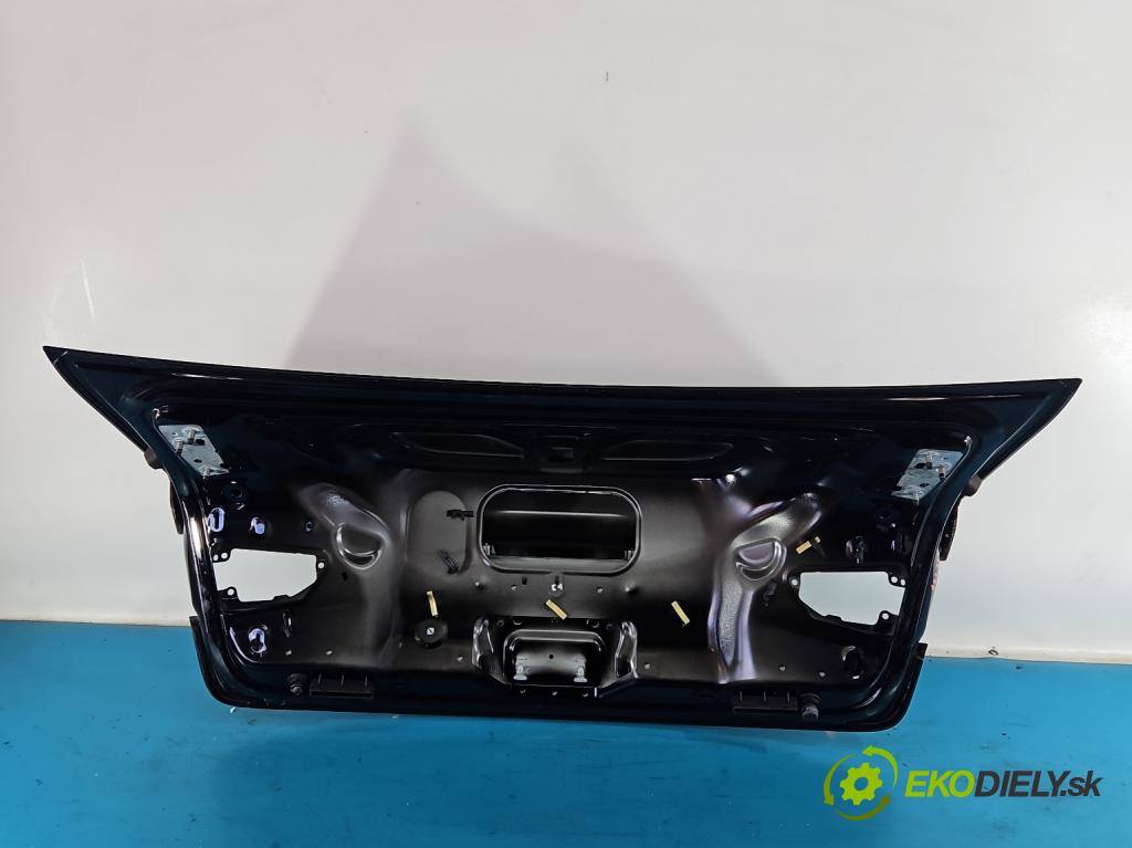 Audi A3 8V 2013-2020 1.8 TFSI 179KM automatic 132 kW 1798 cm3 4- zadna kufor  (Kapota zadná (kufor))
