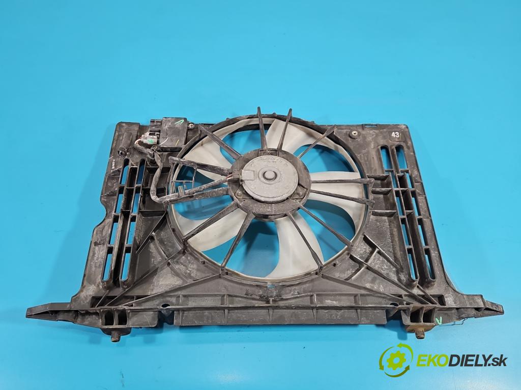 Toyota Auris I 2006-2013 1.3 16V 99 HP manual 73 kW 1329 cm3 5- Ventilátor chladiča 168000-8470