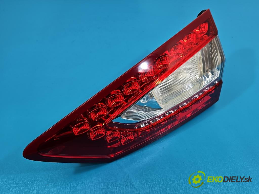 Ford Mondeo Mk5 2014-2022 2.0 tdci 150 HP automatic 110 kW 1997 cm3 5- svetlo / reflektor zadné pravé DS73-13A602-CG (Kľučka dverí ostatné)