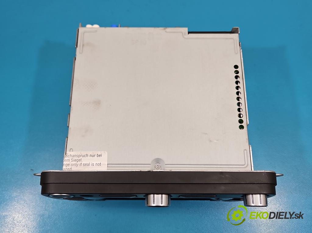 Vw Touran I 2003-2015 1.6 tdi 105 HP manual 77 kW 1599 cm3 5- Radio originál 3C0035279