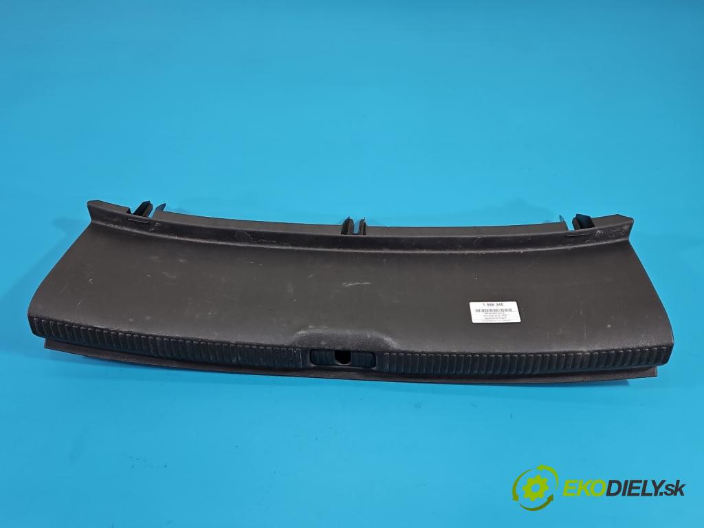 Audi A3 8V 2013-2020 1.8 TFSI 179KM automatic 132 kW 1798 cm3 4- kryt plast 8V5863471
