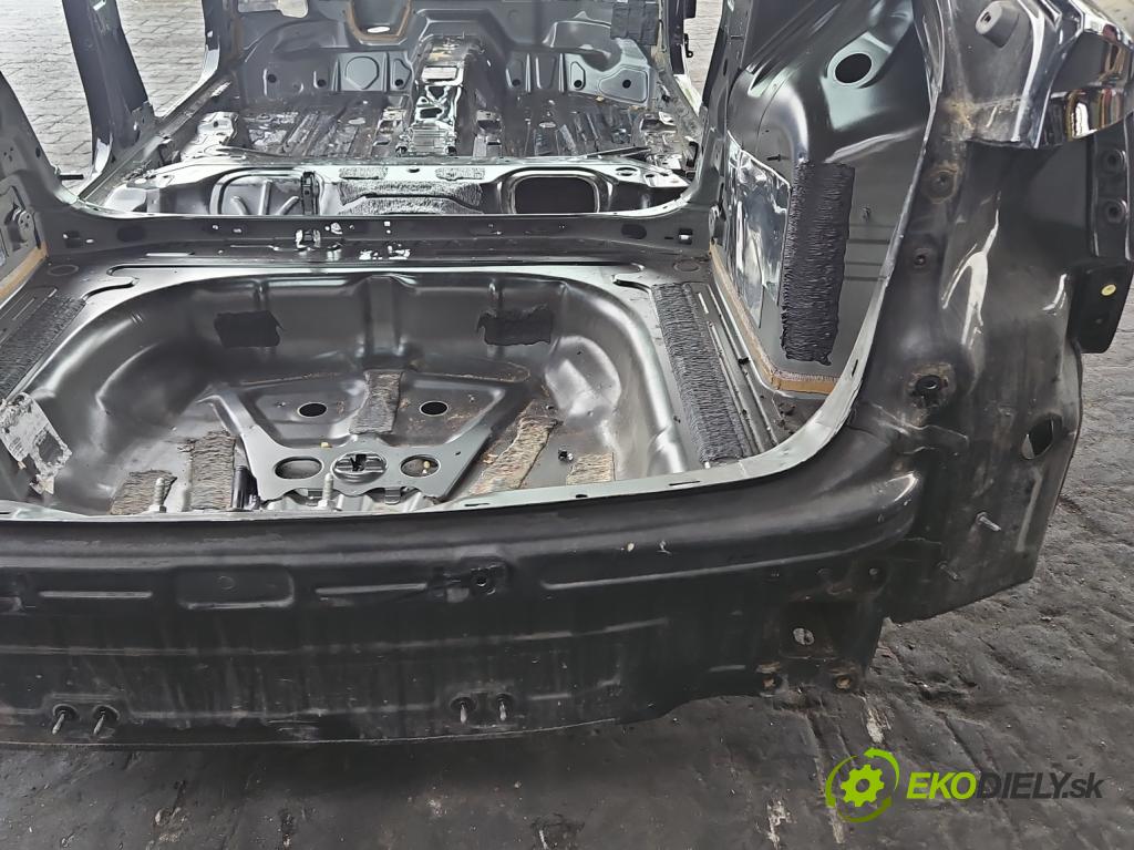 Audi A3 8V 2013-2020 1.8 TFSI 179KM automatic 132 kW 1798 cm3 4- pas zadní: