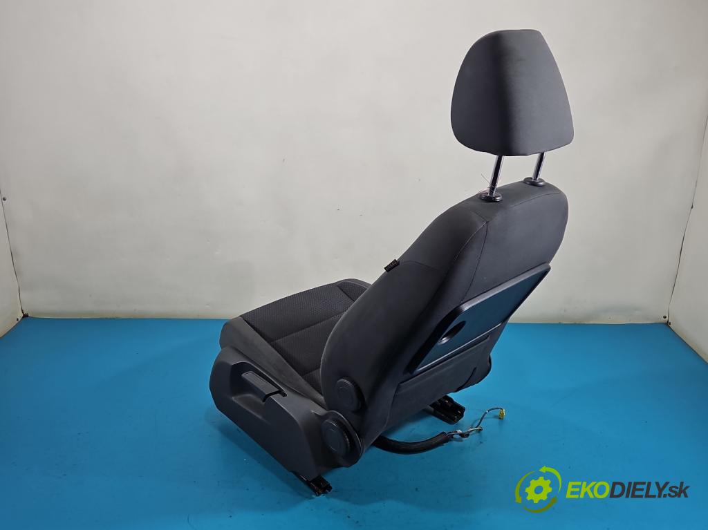 Vw Touran I 2003-2015 1.6 tdi 105 HP manual 77 kW 1599 cm3 5- Sedačka ľavý (Sedadlo)