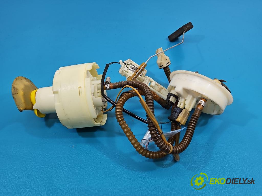 Audi A4 B5 1994-2001 1.8 20V 125 HP manual 92 kW 1781 cm3 4- čerpadlo palivo 8D0201319