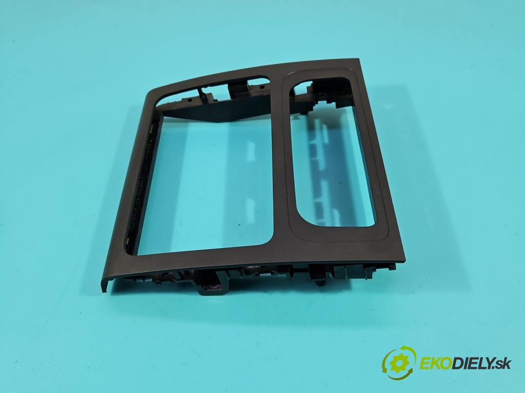 Vw Touran I 2003-2015 1.6 tdi 105 HP manual 77 kW 1599 cm3 5- Rám: rádio: 1T0858071R