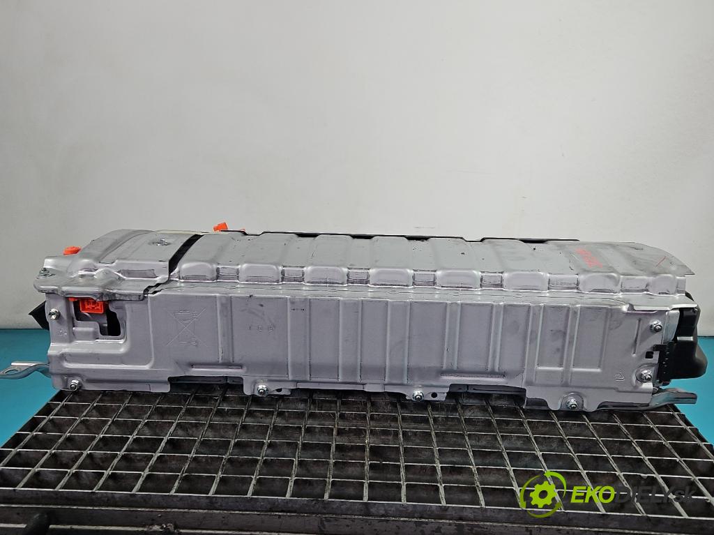 Toyota C-HR I 2016-2023 2.0 16V 152KM automatic 112 kW 1987 cm3 5- batéria G9280-76040