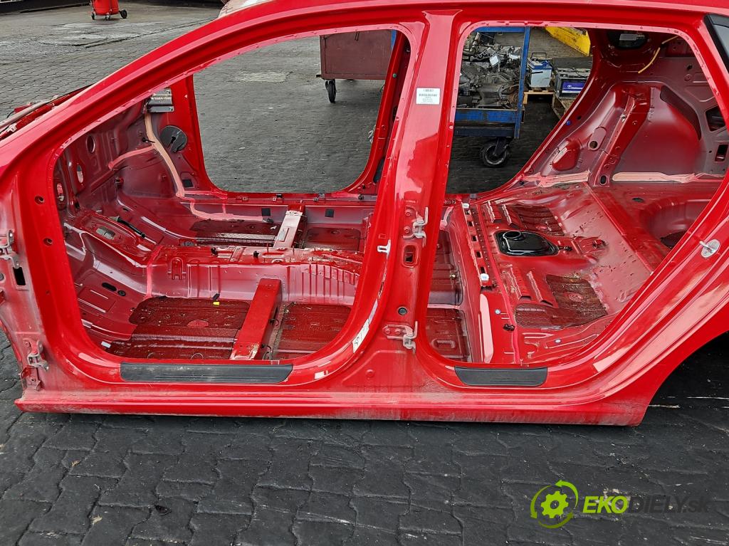 Hyundai I30 III 2016- 1.4 16V 100 hp manual 73.3 kW 1368 cm3 5- práh levý  (Karoserie ostatní)
