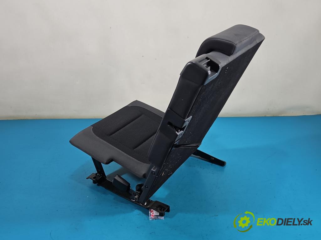 Vw Touran I 2003-2015 1.6 tdi 105 HP manual 77 kW 1599 cm3 5- Sedačka zadné ľavý III