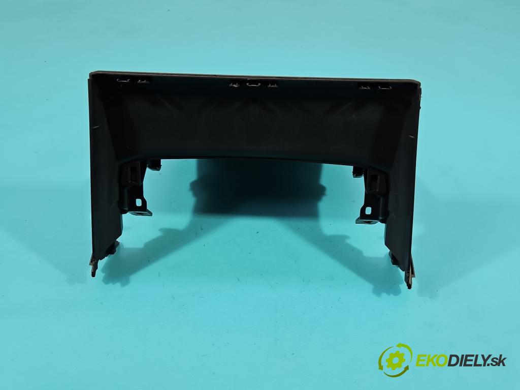 Toyota Corolla E21 2019- 1.8 16V 98 HP automatic 72 kW 1798 cm3 4- kryt plast 55422-02A40