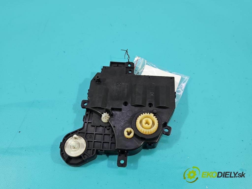 Toyota Corolla E21 2019- 1.8 16V 98 hp automatic 72 kW 1798 cm3 4- motorek topení 063800-9004