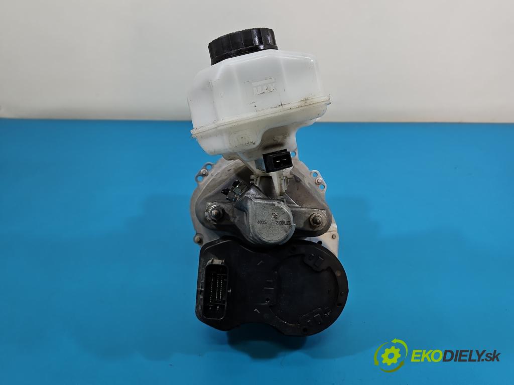 Toyota Corolla E21 2019- 1.8 16V 98 HP automatic 72 kW 1798 cm3 4- servo brzdové 47210-02070