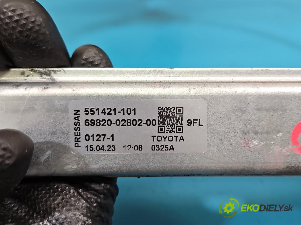 Toyota Corolla E21 2019- 1.8 16V 98 HP automatic 72 kW 1798 cm3 4- mechanizmus okna predné ľavý G24177-100