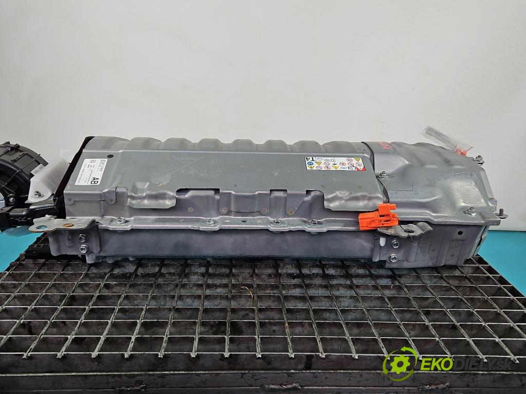 Toyota Corolla E21 2019- 1.8 16V 98 hp automatic 72 kW 1798 cm3 4- batéria G9280-12030